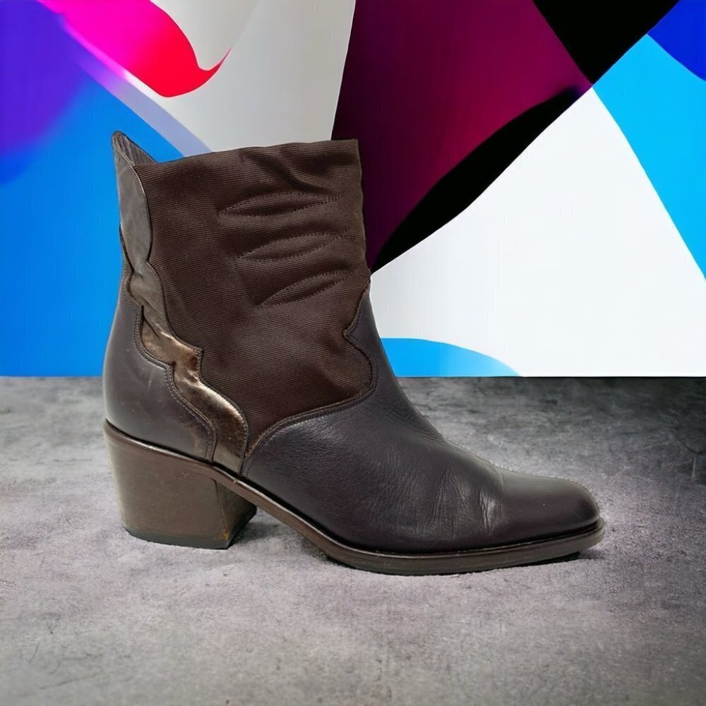 * Vintage Arnold Churgin Brown Leather Western Ankle Boots Size 5.5/ 35.5